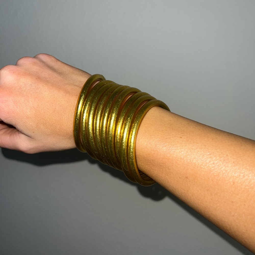 BuDhaGirl 9 Gold All Weather Bangles ✨🎀
